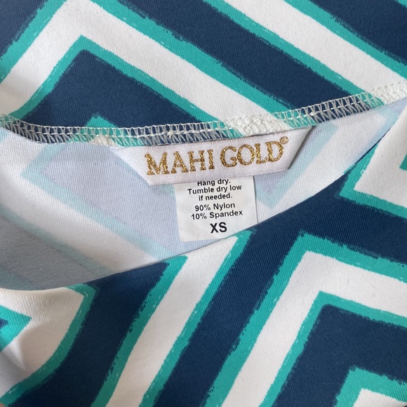 Mahi Gold 3/4 Sleeve Bimini dress in Chatham Cloth geometric print - Picture 2 of 3